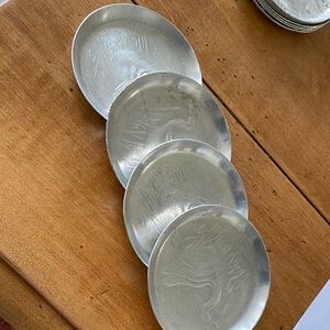 Set of 4Elegant aluminum coasters  Set